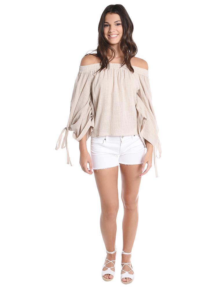 Misa Adeli Top
