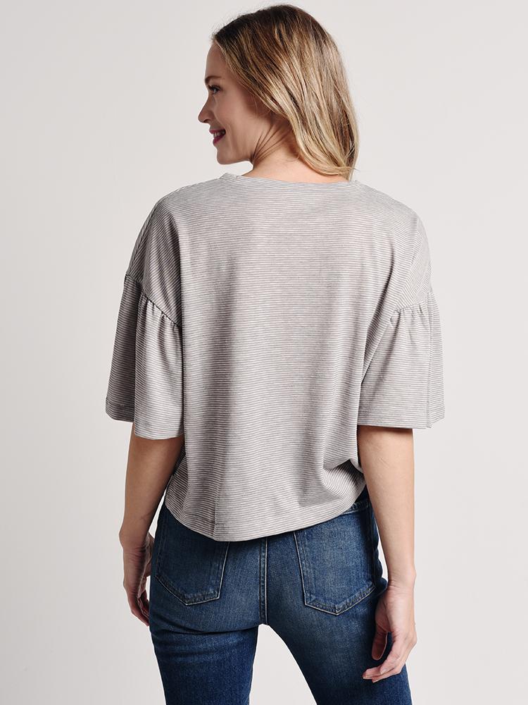 Illa Illa Flounce Sleeve Tee